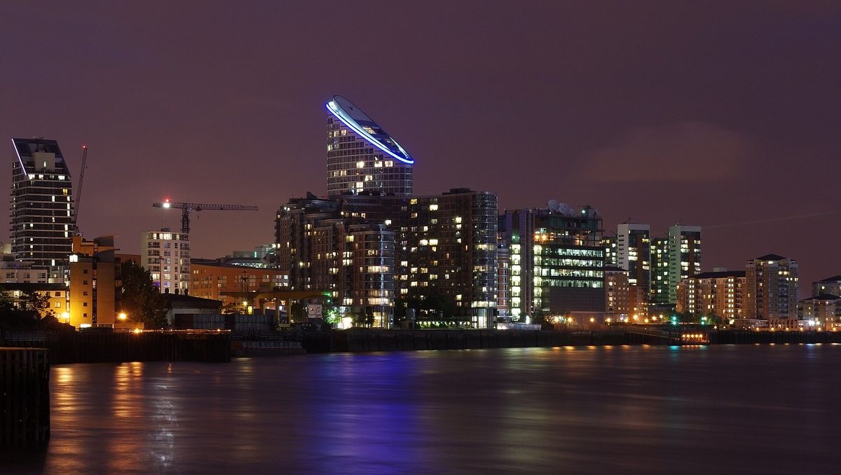 London skyline along the River Thames, the best city to visit in England for first-time visitors