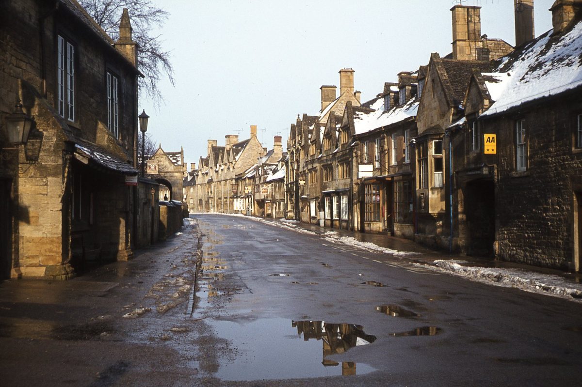 The curving golden high street and Market Hall of Chipping Campden, a great all-round Cotswolds village