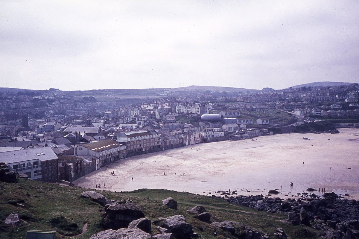 Harbour and beach at St Ives on a 5 day Cornwall itinerary