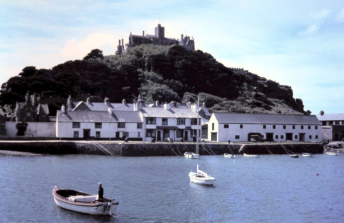 St Michael's Mount island and causeway, things to do in Cornwall in 5 days